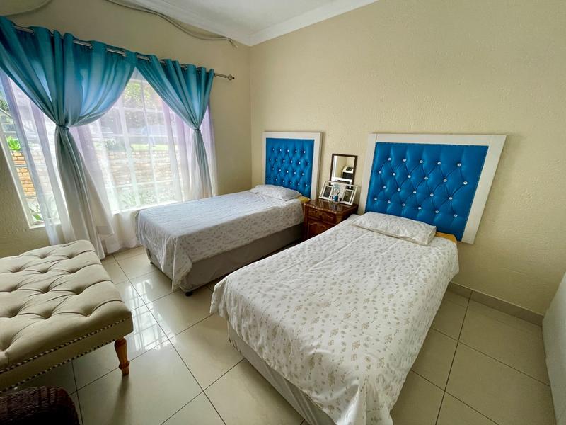 5 Bedroom Property for Sale in Rangeview Gauteng