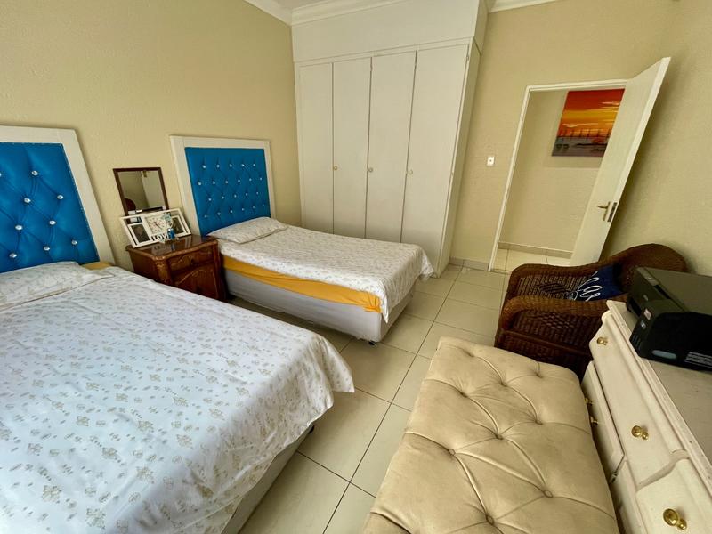 5 Bedroom Property for Sale in Rangeview Gauteng