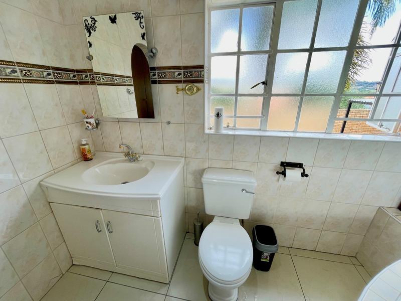 5 Bedroom Property for Sale in Rangeview Gauteng