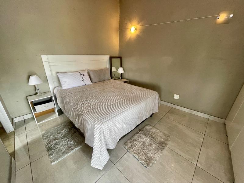 5 Bedroom Property for Sale in Rangeview Gauteng