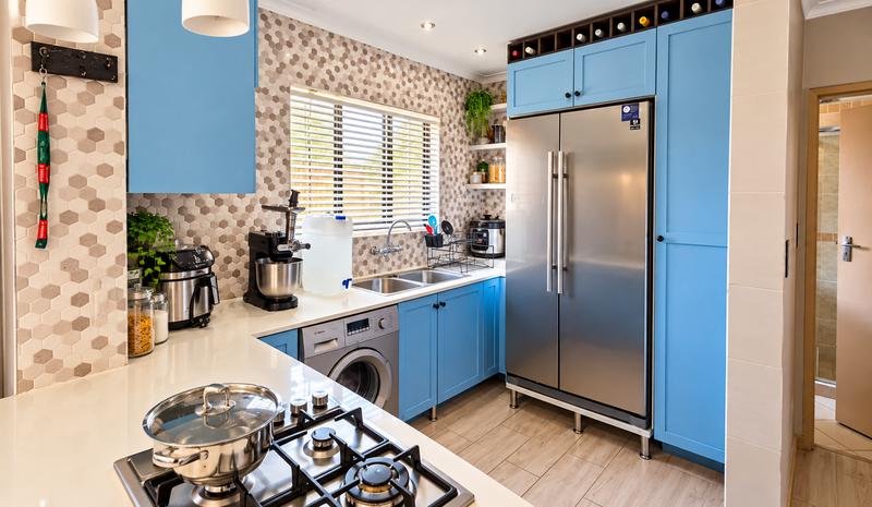 2 Bedroom Property for Sale in Monavoni Gauteng