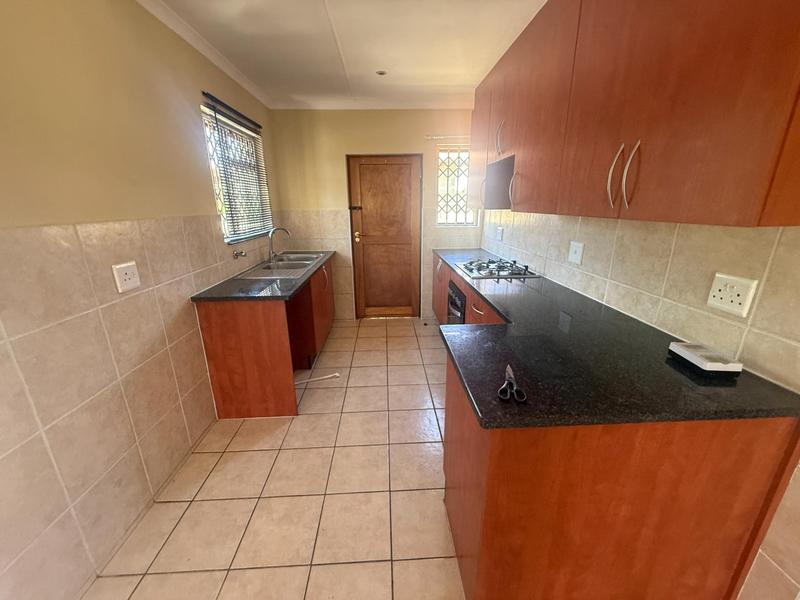 2 Bedroom Property for Sale in The Reeds Gauteng