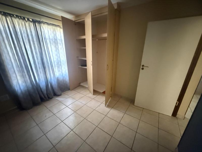 2 Bedroom Property for Sale in The Reeds Gauteng