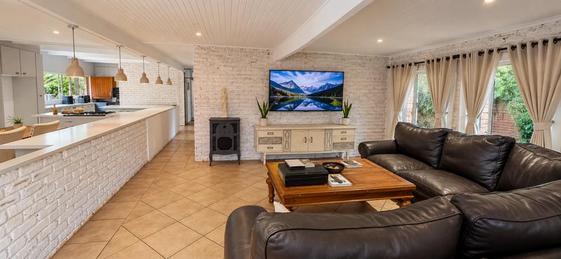 4 Bedroom Property for Sale in Wierda Park Gauteng