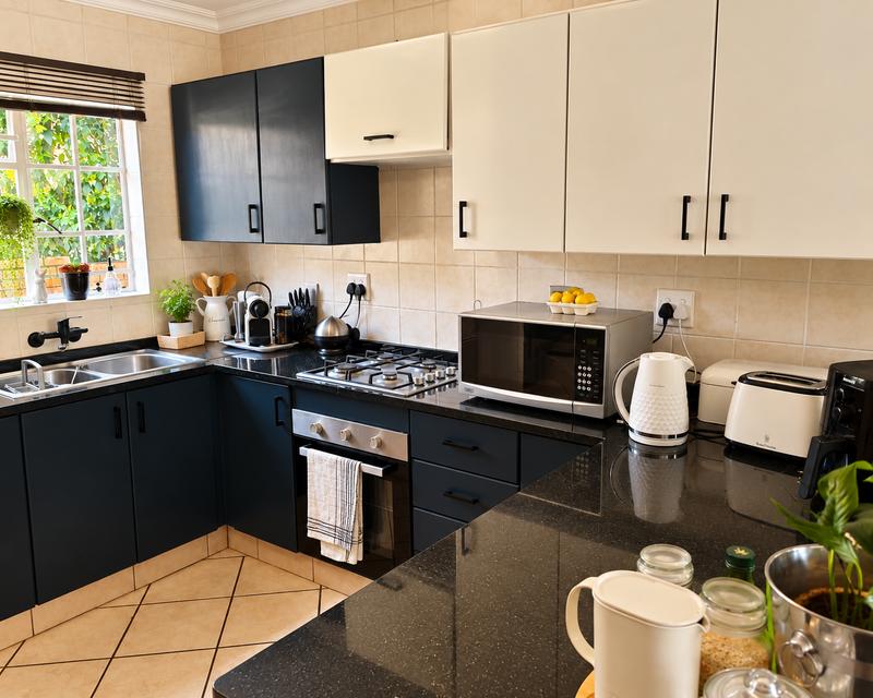 2 Bedroom Property for Sale in Amberfield Gauteng