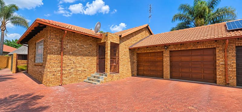 3 Bedroom Property for Sale in Amberfield Gauteng