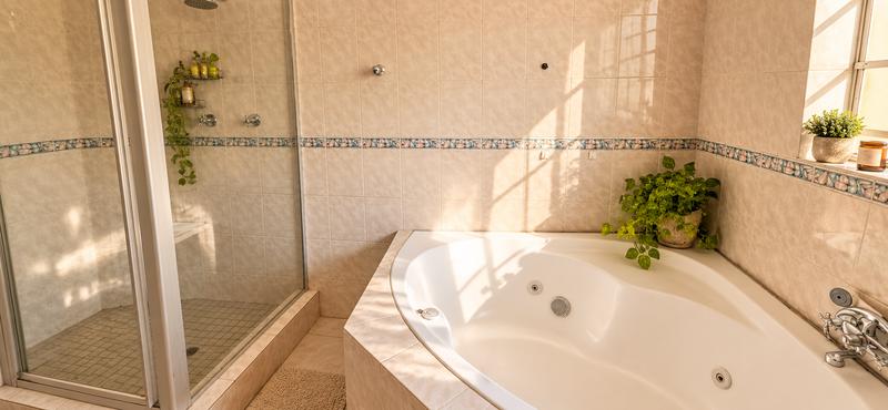 3 Bedroom Property for Sale in Amberfield Gauteng