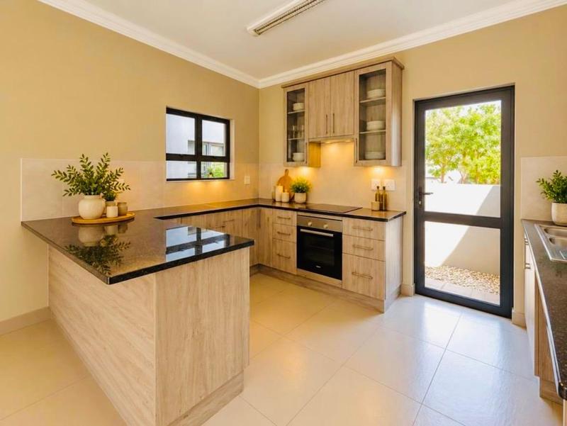3 Bedroom Property for Sale in Eye of Africa Gauteng