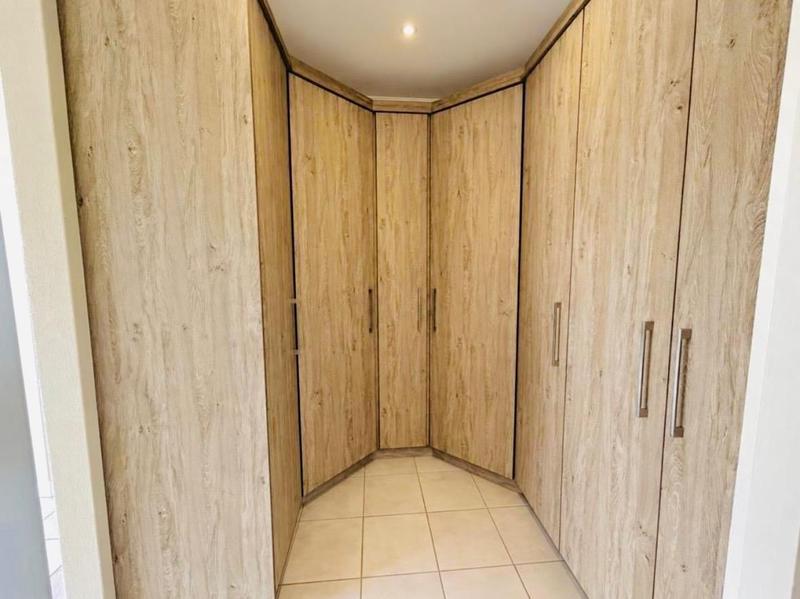 3 Bedroom Property for Sale in Eye of Africa Gauteng