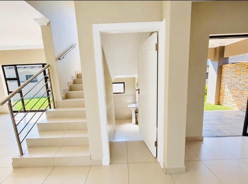 3 Bedroom Property for Sale in Eye of Africa Gauteng