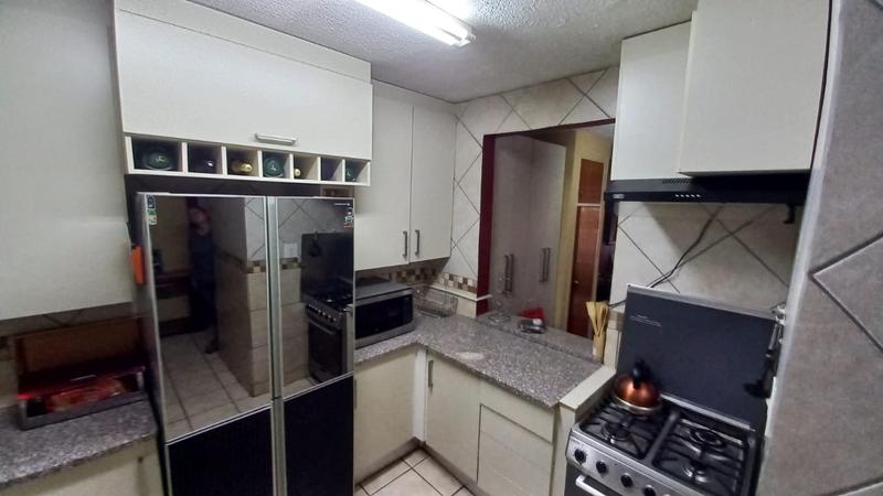 To Let 3 Bedroom Property for Rent in Pretoria Gardens Gauteng