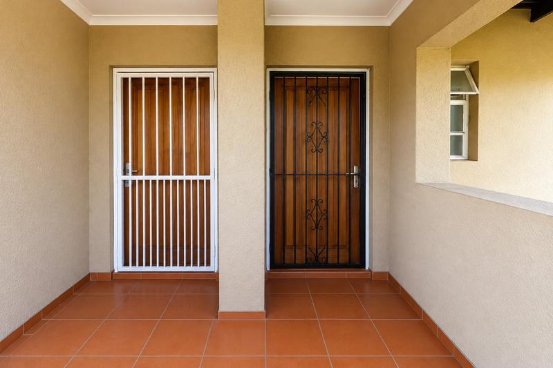 2 Bedroom Property for Sale in Elardus Park Gauteng
