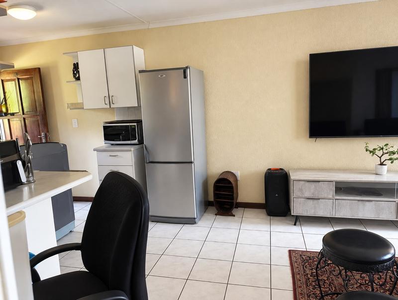 2 Bedroom Property for Sale in Elardus Park Gauteng