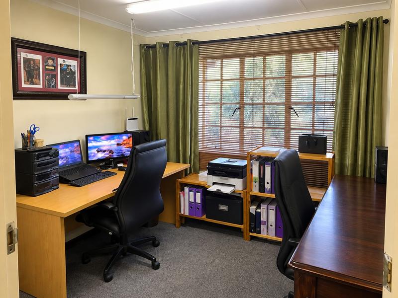 2 Bedroom Property for Sale in Elardus Park Gauteng