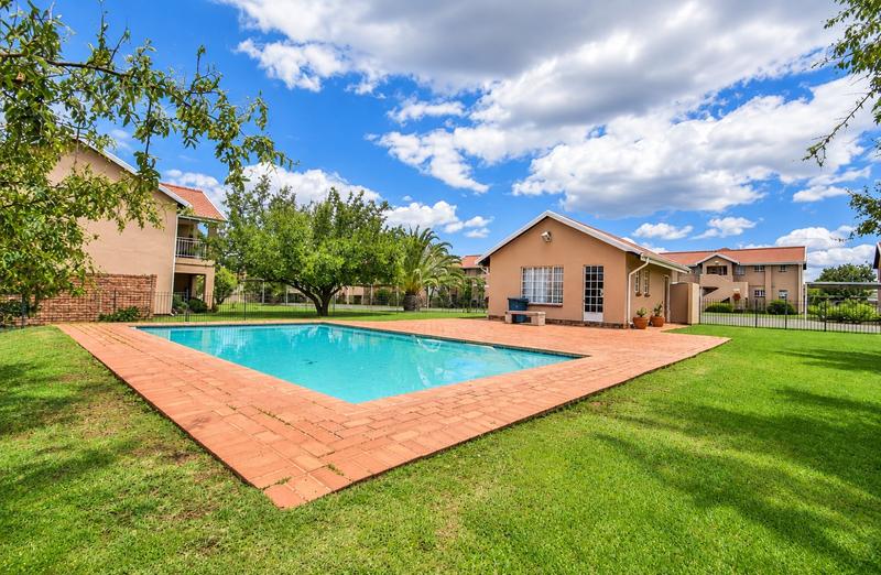 2 Bedroom Property for Sale in Elardus Park Gauteng
