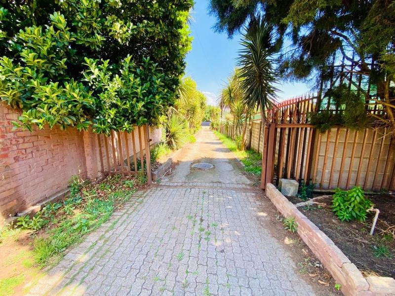 10 Bedroom Property for Sale in Krugersdorp North Gauteng