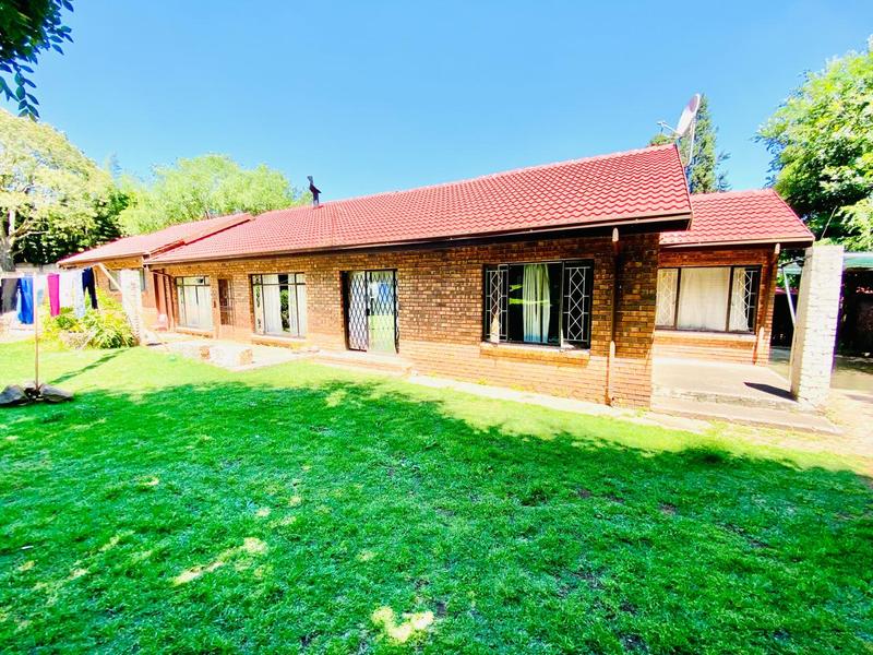10 Bedroom Property for Sale in Krugersdorp North Gauteng