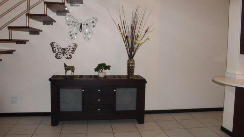 To Let 3 Bedroom Property for Rent in Solheim Gauteng