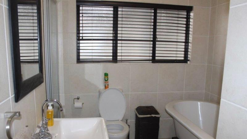 To Let 3 Bedroom Property for Rent in Solheim Gauteng