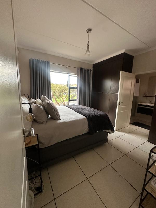 To Let 2 Bedroom Property for Rent in Greenstone Hill Gauteng