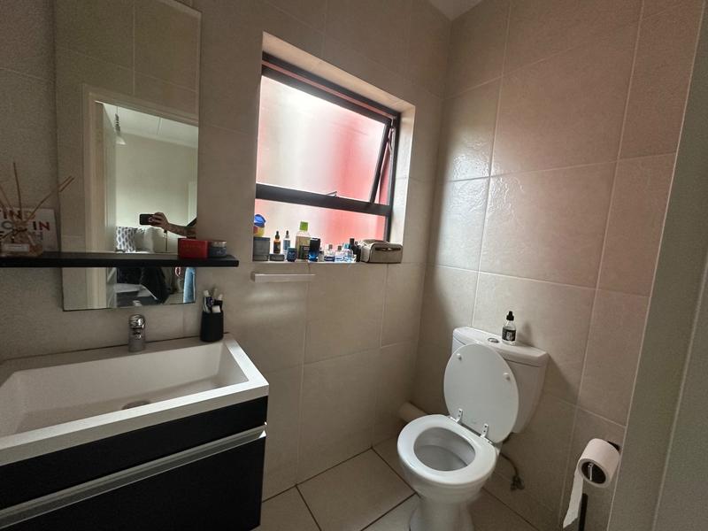 To Let 2 Bedroom Property for Rent in Greenstone Hill Gauteng