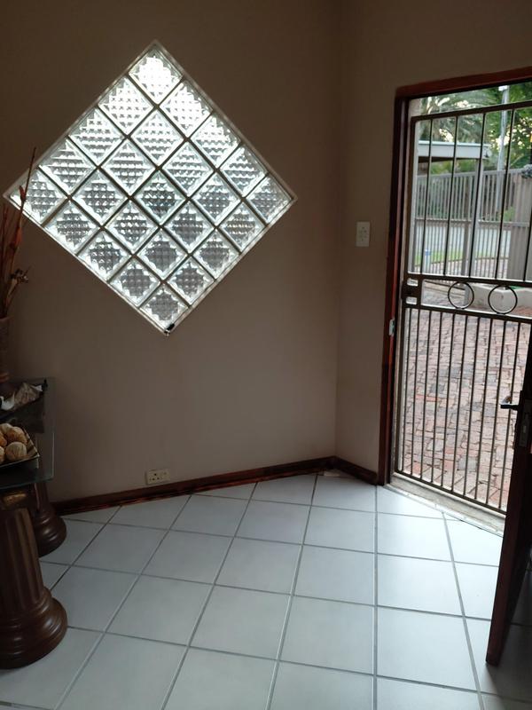 4 Bedroom Property for Sale in Dawnview Gauteng