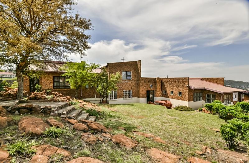 4 Bedroom Property for Sale in Winchester Hills Gauteng