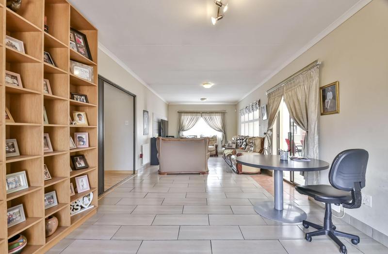 4 Bedroom Property for Sale in Winchester Hills Gauteng