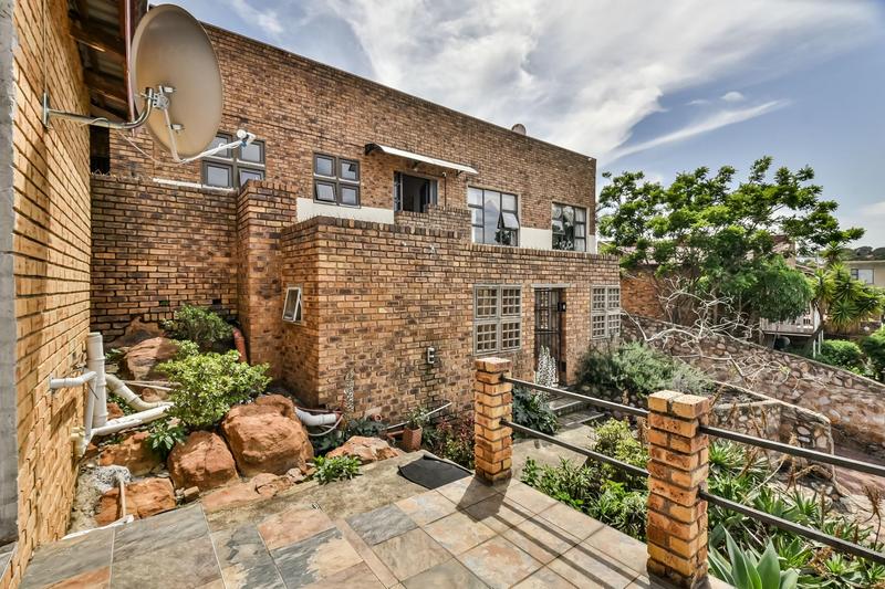 4 Bedroom Property for Sale in Winchester Hills Gauteng
