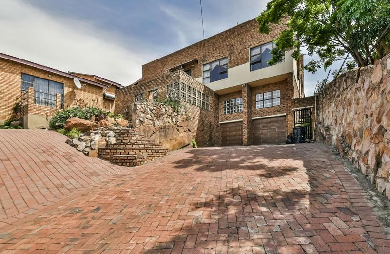 4 Bedroom Property for Sale in Winchester Hills Gauteng