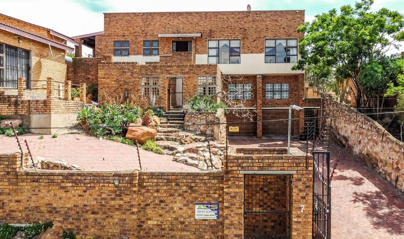 4 Bedroom Property for Sale in Winchester Hills Gauteng