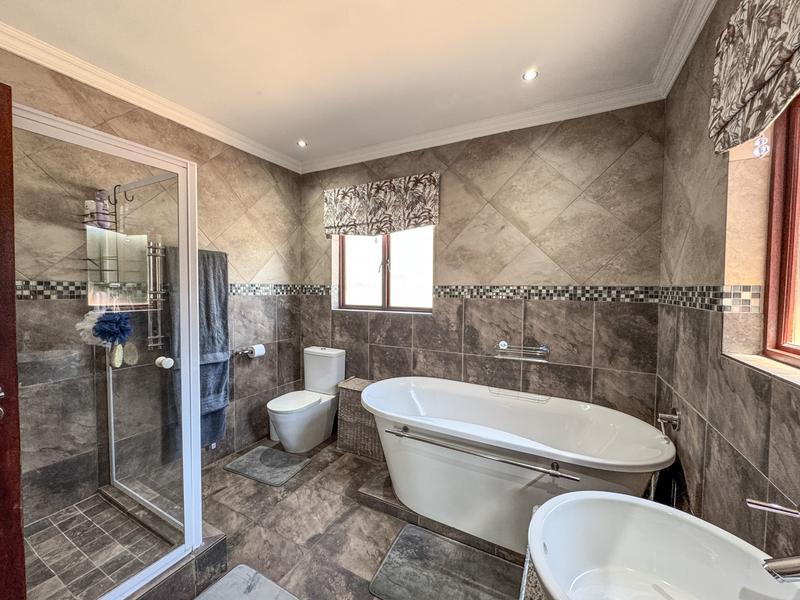5 Bedroom Property for Sale in Midstream Estate Gauteng