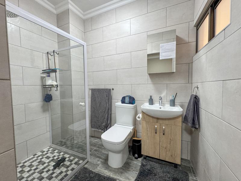 5 Bedroom Property for Sale in Midstream Estate Gauteng