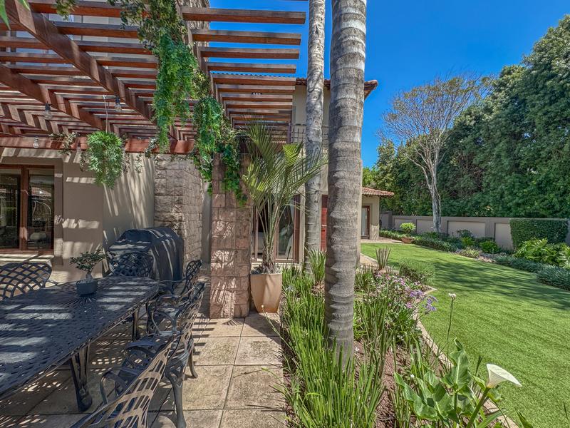 5 Bedroom Property for Sale in Midstream Estate Gauteng