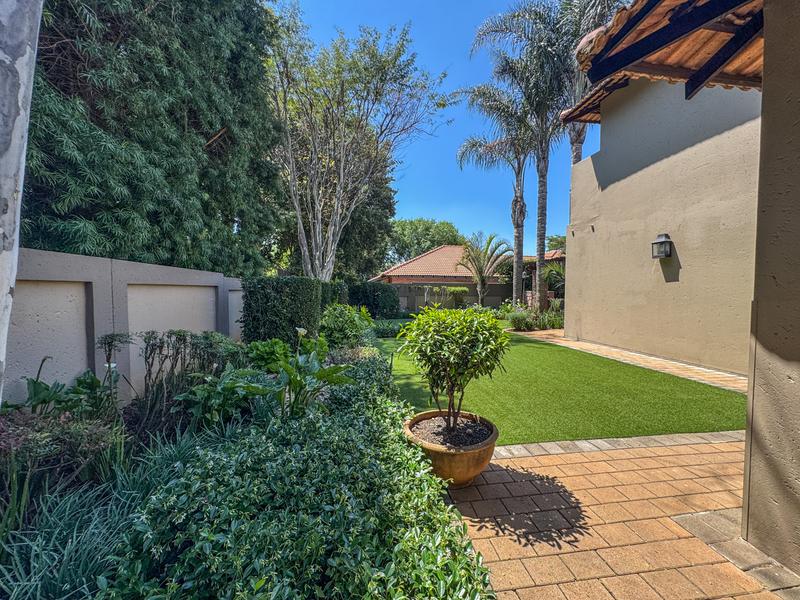 5 Bedroom Property for Sale in Midstream Estate Gauteng