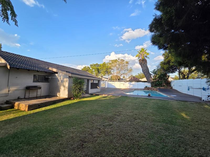 To Let 5 Bedroom Property for Rent in Elspark Gauteng