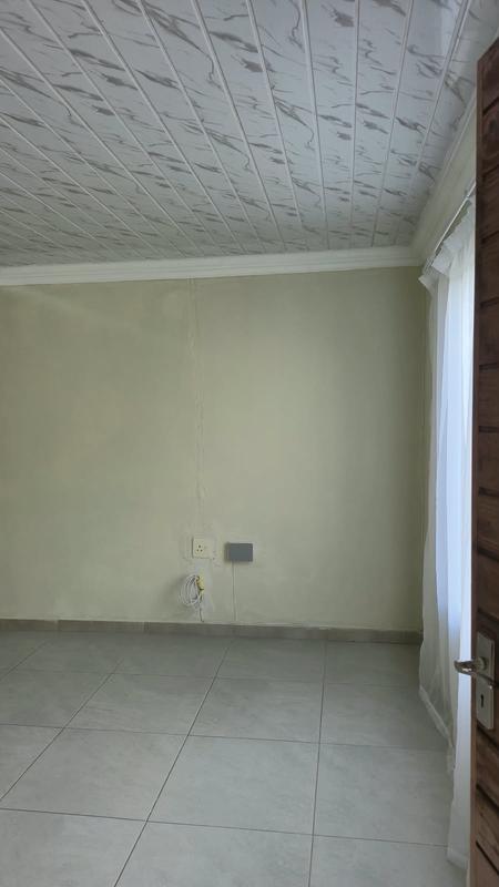 To Let 1 Bedroom Property for Rent in Birchleigh North Gauteng
