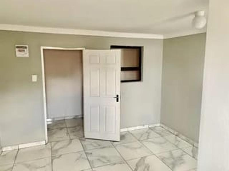 To Let 1 Bedroom Property for Rent in President Park Gauteng