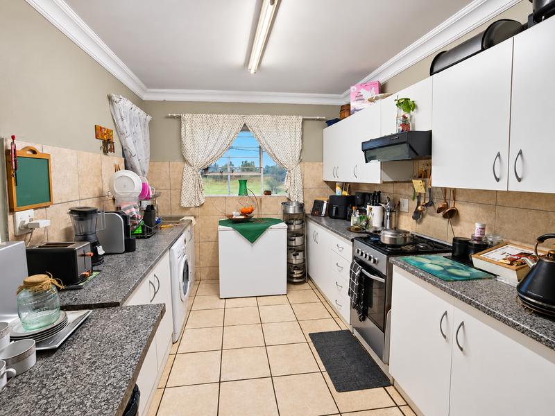 To Let 3 Bedroom Property for Rent in Selection Park Gauteng