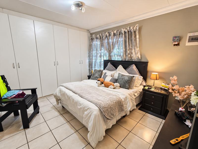 To Let 3 Bedroom Property for Rent in Selection Park Gauteng