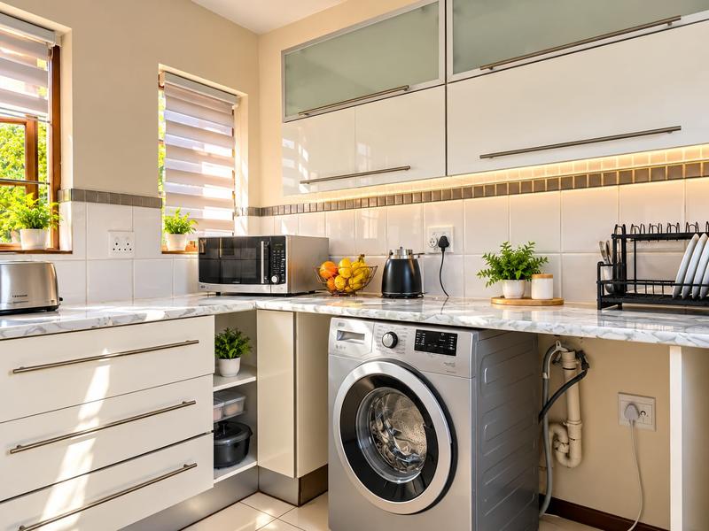 4 Bedroom Property for Sale in Faerie Glen Gauteng