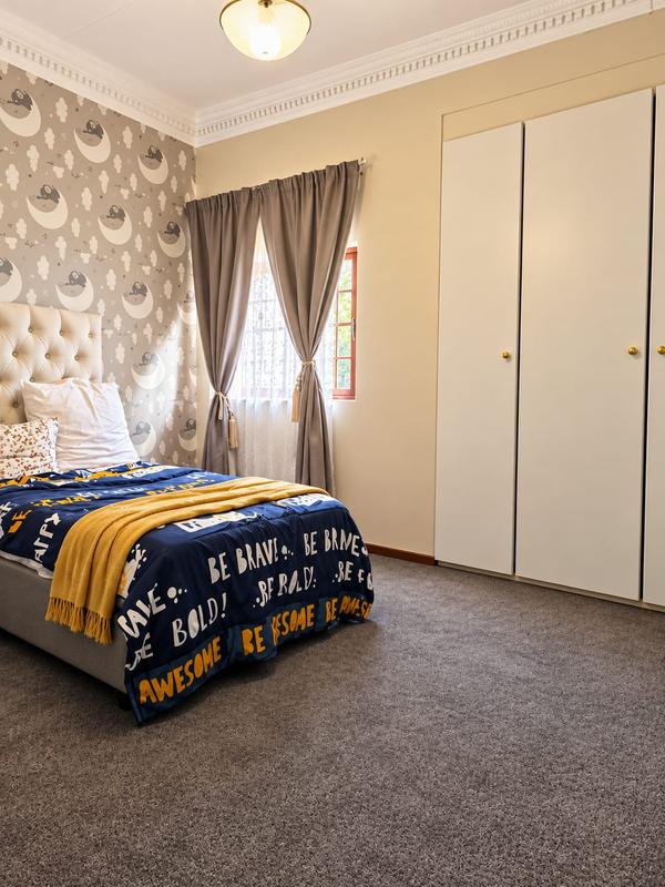 4 Bedroom Property for Sale in Faerie Glen Gauteng
