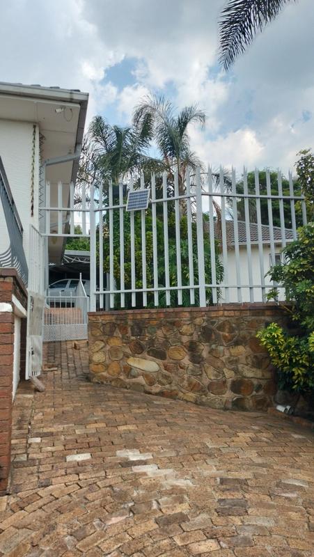 3 Bedroom Property for Sale in Glenvista Gauteng