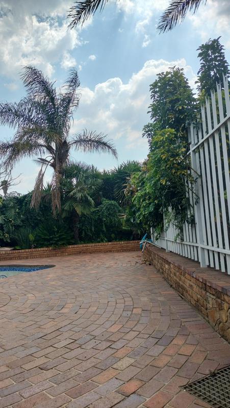 3 Bedroom Property for Sale in Glenvista Gauteng