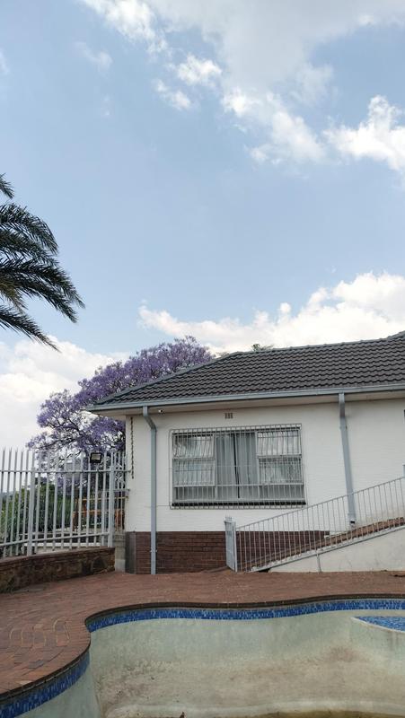 3 Bedroom Property for Sale in Glenvista Gauteng