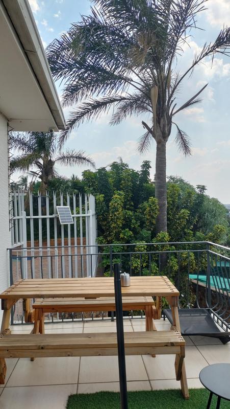 3 Bedroom Property for Sale in Glenvista Gauteng