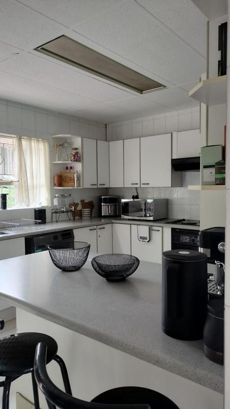 3 Bedroom Property for Sale in Glenvista Gauteng