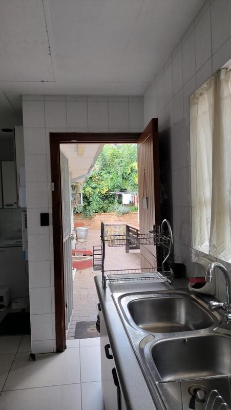 3 Bedroom Property for Sale in Glenvista Gauteng