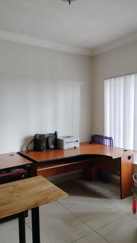 3 Bedroom Property for Sale in Glenvista Gauteng