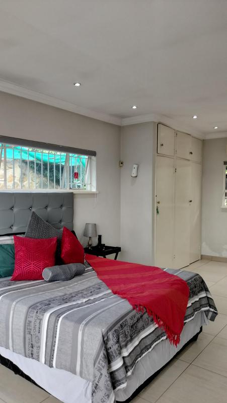 3 Bedroom Property for Sale in Glenvista Gauteng